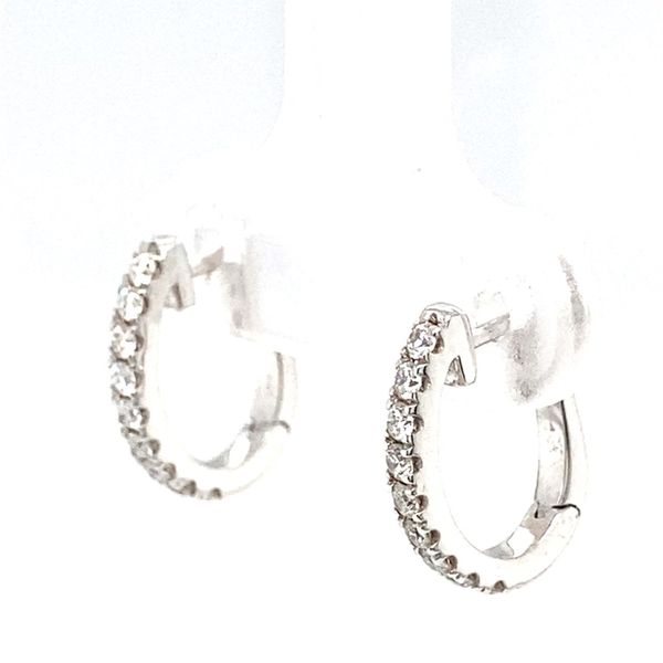 Earring Image 2 Carroll / Ochs Jewelers Monroe, MI