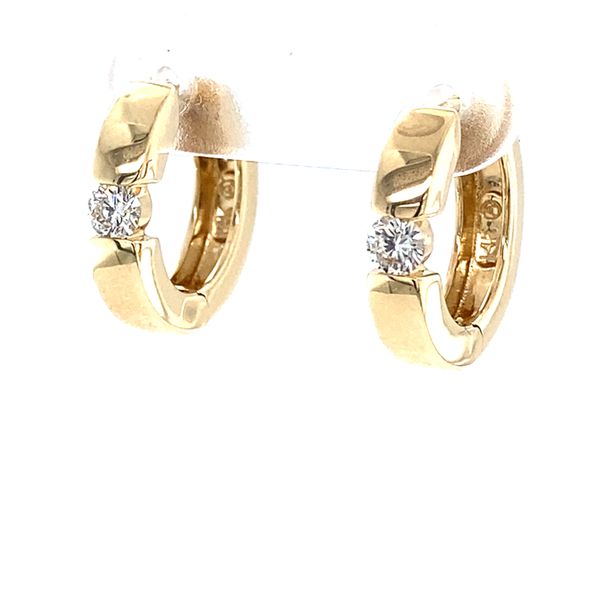 Earring Image 2 Carroll / Ochs Jewelers Monroe, MI