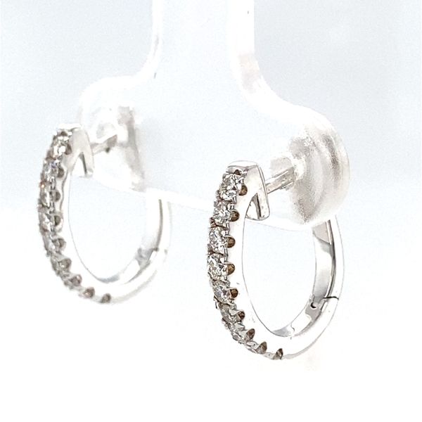 Earring Image 2 Carroll / Ochs Jewelers Monroe, MI