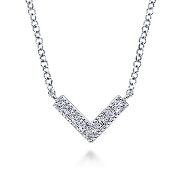 14K White Gold Diamond Chevron Pendant Necklace Carroll / Ochs Jewelers Monroe, MI