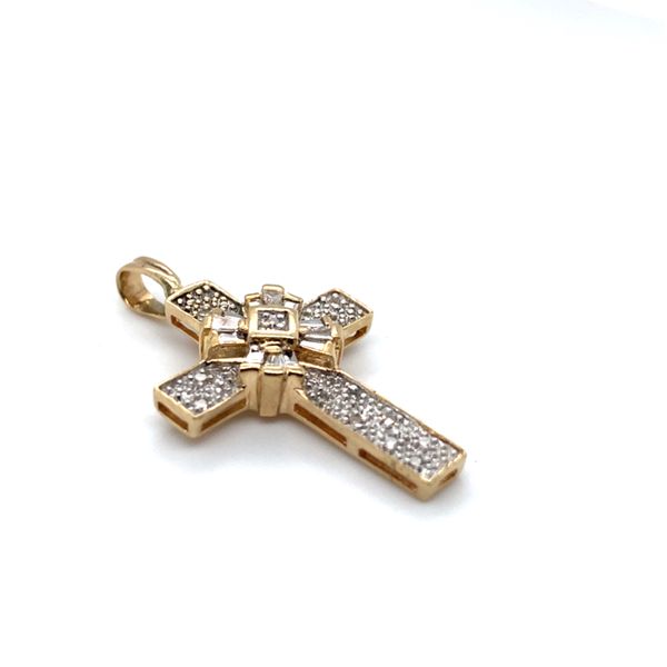 Pendant Image 2 Carroll / Ochs Jewelers Monroe, MI