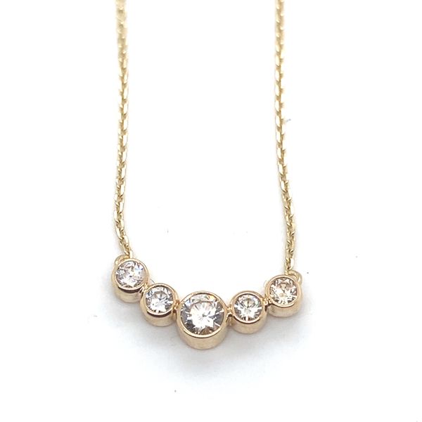 Necklace Carroll / Ochs Jewelers Monroe, MI