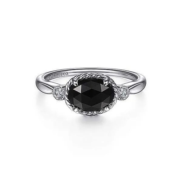 925 Sterling Silver Oval Onyx and Diamond Ring Carroll / Ochs Jewelers Monroe, MI