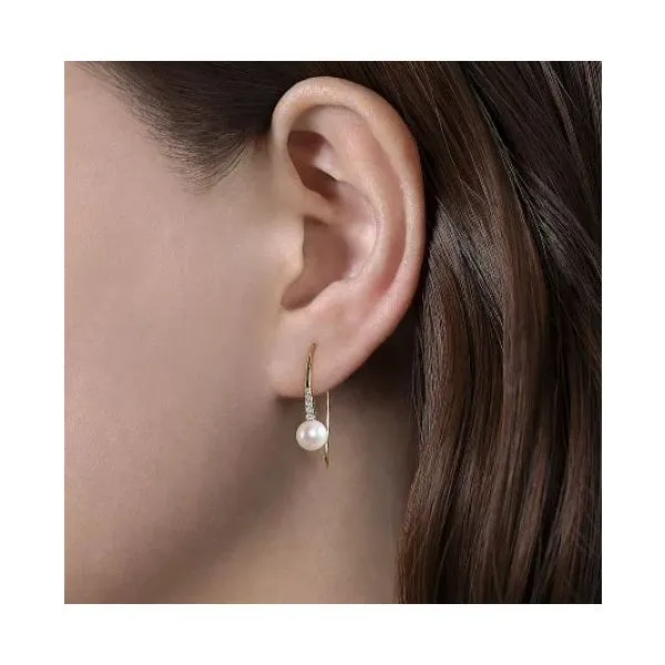 Earrings Image 2 Carroll / Ochs Jewelers Monroe, MI