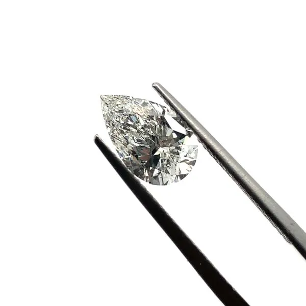 Lab-Grown Diamond: Carroll / Ochs Jewelers Monroe, MI