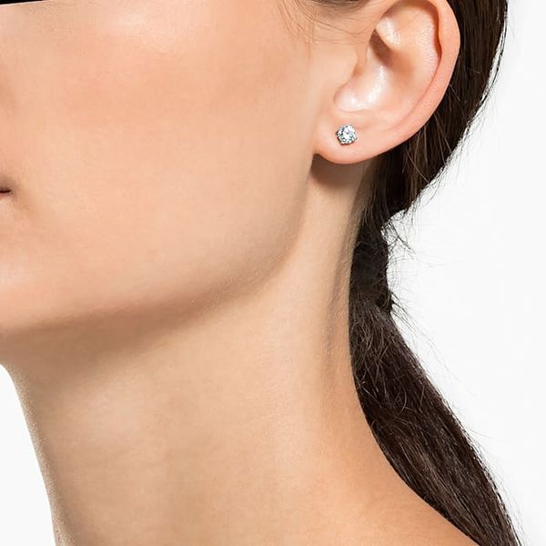 Attract stud earrings Image 2 Carroll / Ochs Jewelers Monroe, MI