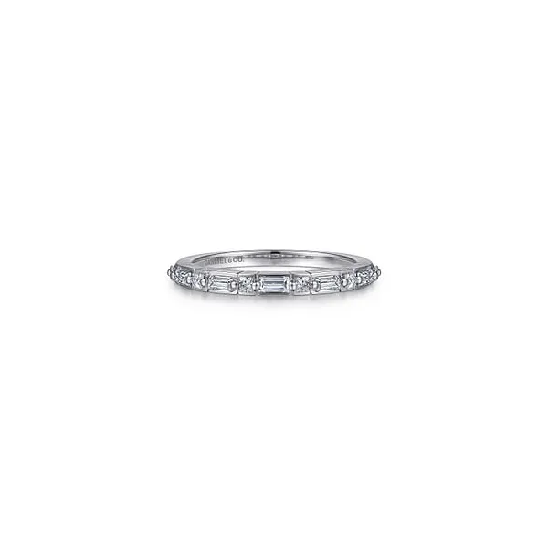 Women's Wedding Band R. Bruce Carson Jewelers, Inc. Hagerstown, MD