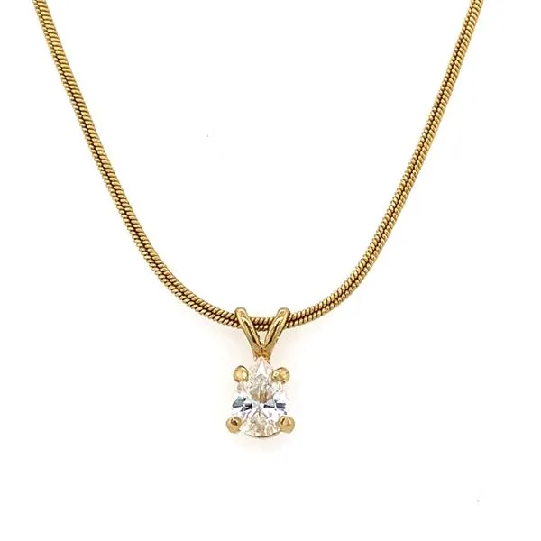 Pendant R. Bruce Carson Jewelers, Inc. Hagerstown, MD