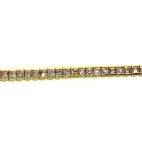 Bracelet R. Bruce Carson Jewelers, Inc. Hagerstown, MD