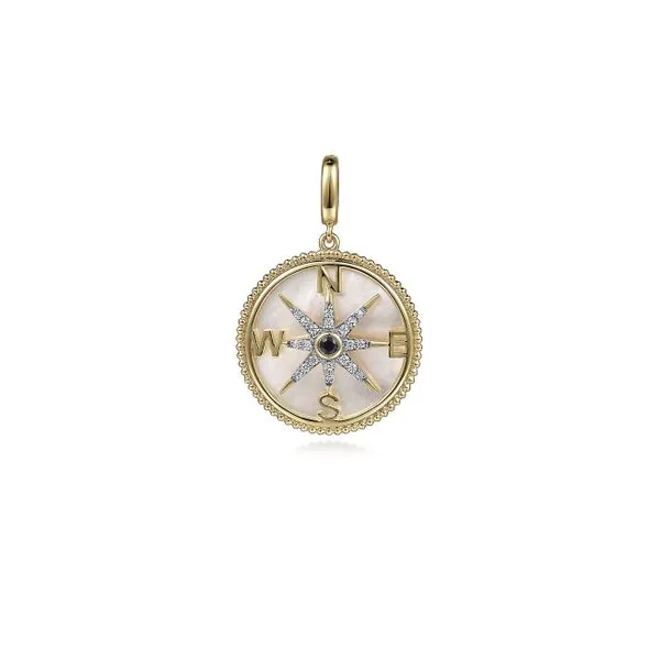 Gold Pendant R. Bruce Carson Jewelers, Inc. Hagerstown, MD