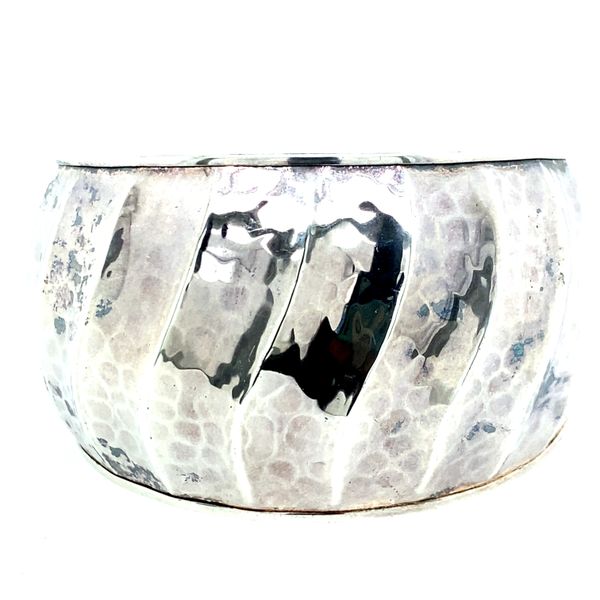 Bracelet R. Bruce Carson Jewelers, Inc. Hagerstown, MD