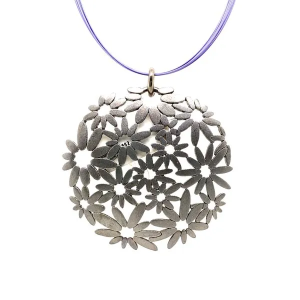 Pendant R. Bruce Carson Jewelers, Inc. Hagerstown, MD