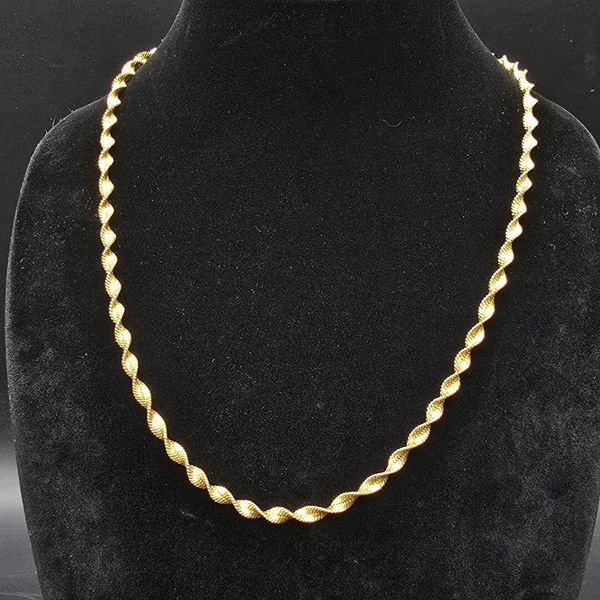 Piyaro Placatto Italian Twisted Necklace Cellini Design Jewelers Orange, CT