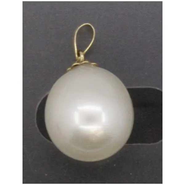 Pearl Pendant, Baroque, South Sea, 14 Karat , White