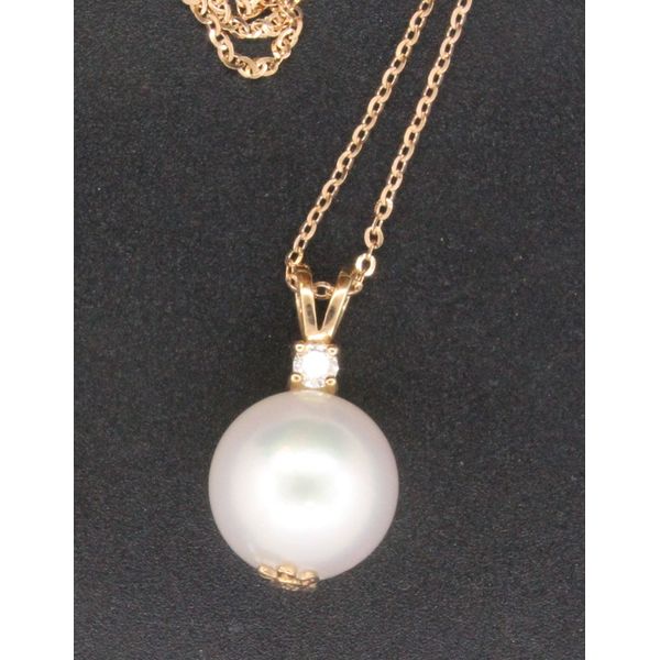 Pearl Pendant, Cable Link, Round, cultured, 14 Karat , Rosé Chandlee Jewelers Athens, GA