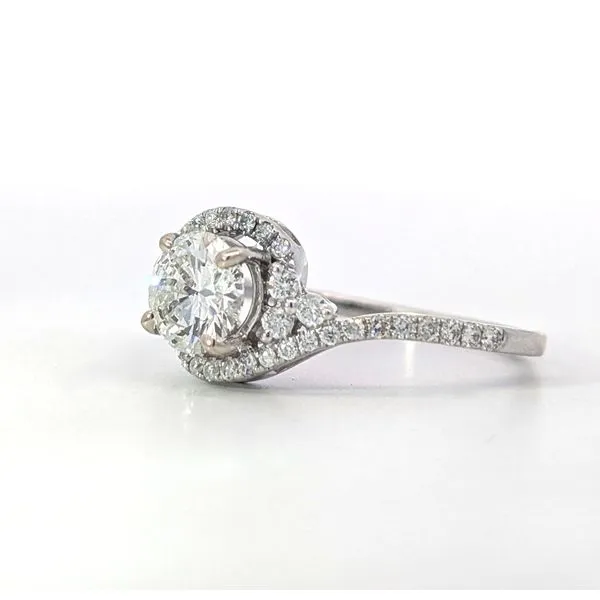 Offset Diamond Ring Setting