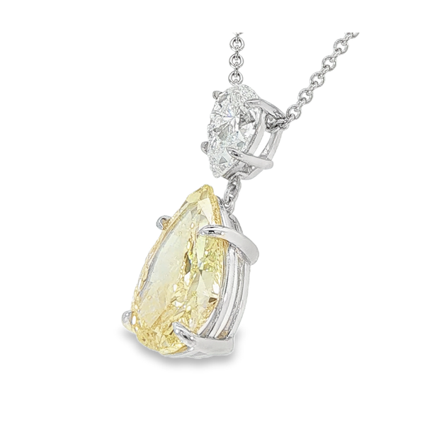 3.66ctw Pear Shape Diamond Pendant Image 2 Charles Frederick Jewelers Chelmsford, MA