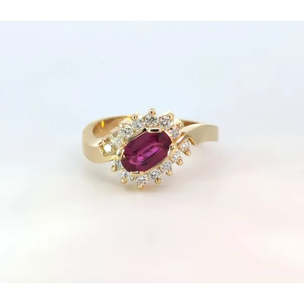 18KY Ruby & Diamond Ring Charles Frederick Jewelers Chelmsford, MA