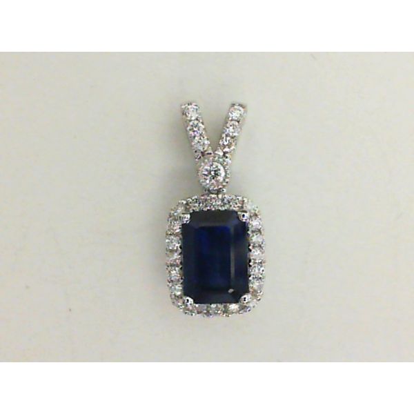 Pendants Charles Frederick Jewelers Chelmsford, MA