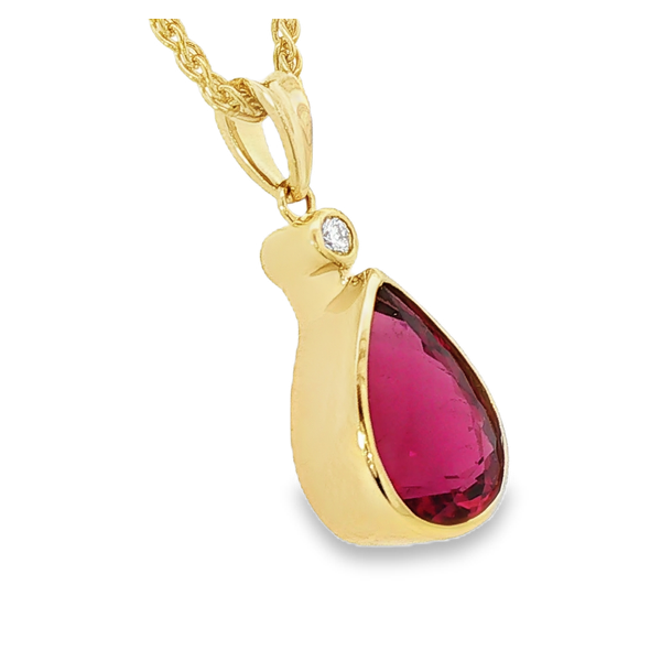 18kt 3.05ct Pink Tourmaline Pendant Image 2 Charles Frederick Jewelers Chelmsford, MA