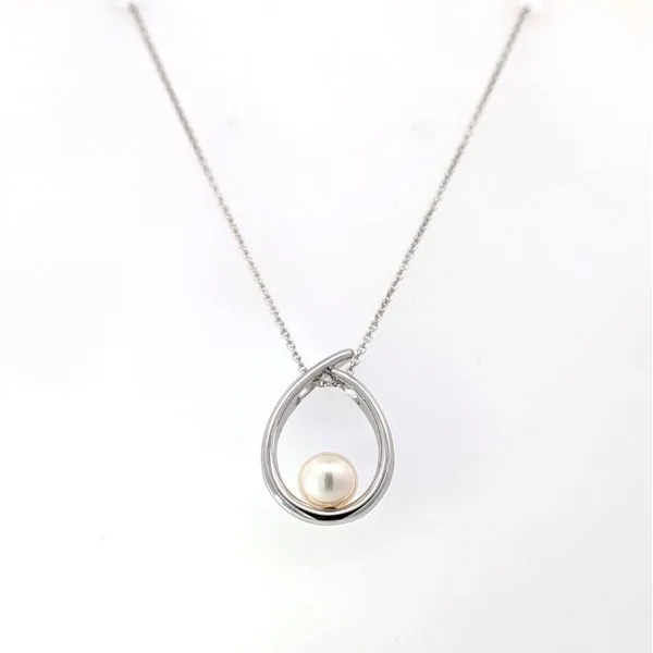 Sterling Silver Freshwater Pearl Necklace