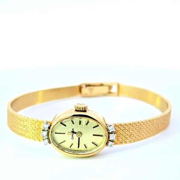 Estate- 14K Yellow Gold Ladies Omega Watch Featuring A 7