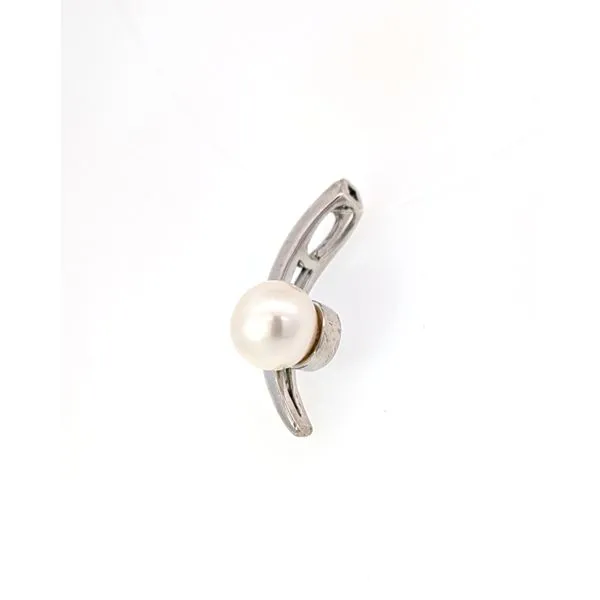 Sterling Pearl Pendant Image 2 Charles Frederick Jewelers Chelmsford, MA