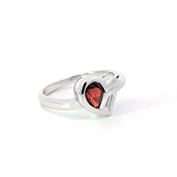Sterling Garnet Ring Image 2 Charles Frederick Jewelers Chelmsford, MA
