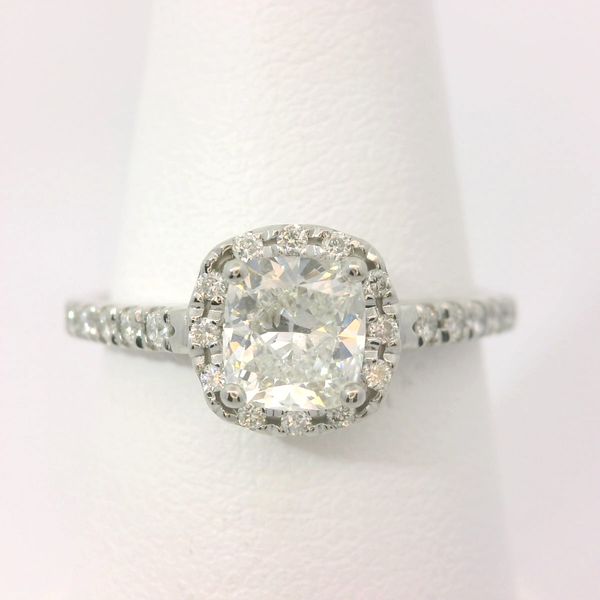 Engagement Ring Chipper's Jewelry Bonney Lake, WA