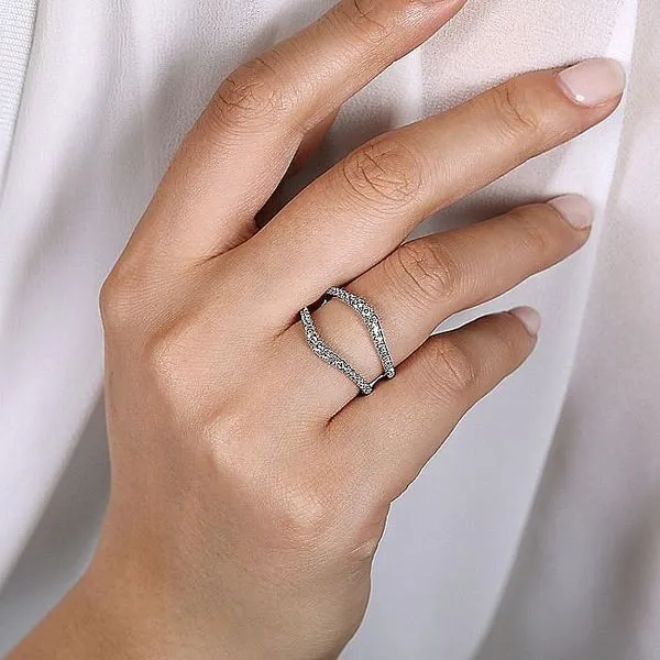 14K White Gold Diamond Wedding Band