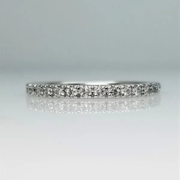 14K White Gold Diamond Shared-Prong Anniversary Band Chipper's Jewelry Bonney Lake, WA