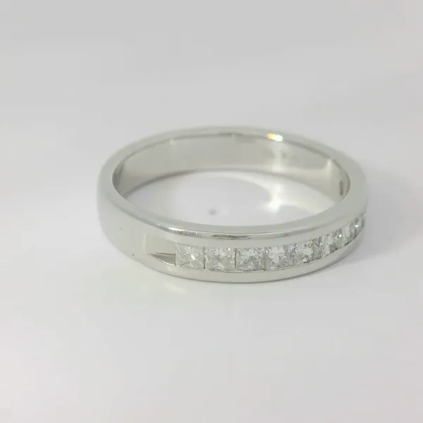 Anniversary Ring Image 3 Chipper's Jewelry Bonney Lake, WA