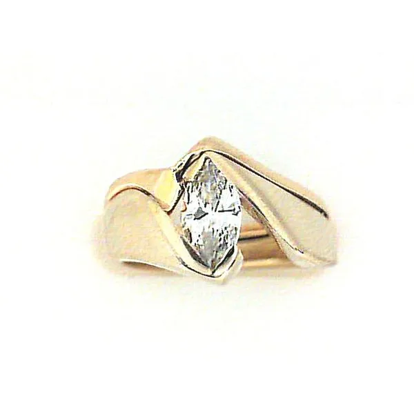 14K Yellow Gold Diamond Ring Chipper's Jewelry Bonney Lake, WA
