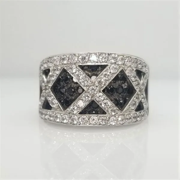 14K White Gold Black and White Diamond Ring Chipper's Jewelry Bonney Lake, WA