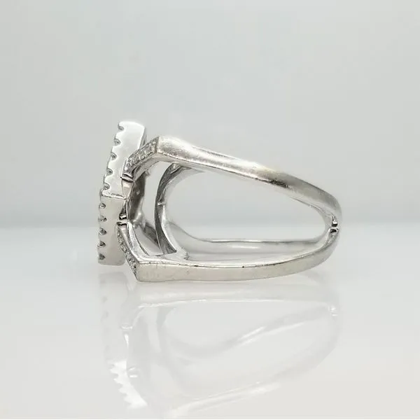 Platinum Princess Cut and Round Brilliant Diamond Ring Image 2 Chipper's Jewelry Bonney Lake, WA