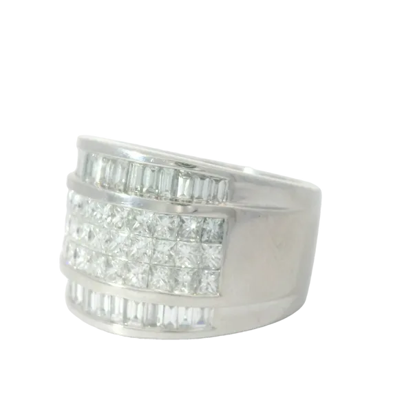 18KW Invisible Set Diamond Band Sz. 8 3.0 ctw Image 4 Chipper's Jewelry Bonney Lake, WA