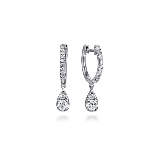 Earring Chipper's Jewelry Bonney Lake, WA