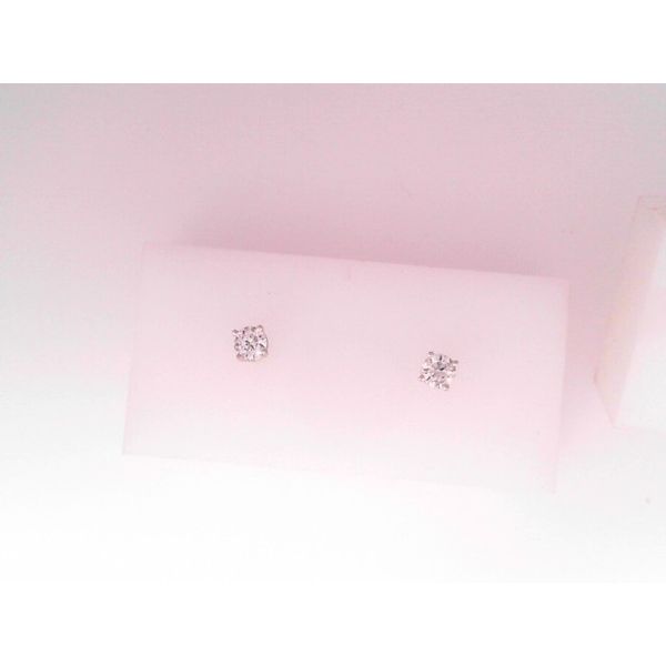 14KW Diamond Stud Earrings Approximately 0.42ctw J/I2. Chipper's Jewelry Bonney Lake, WA