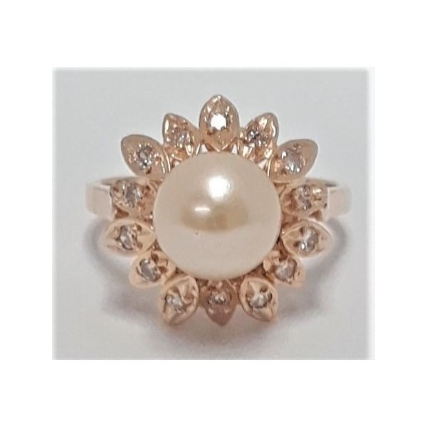 14Kt Yellow Gold Akoya Pearl and Diamond Fashion Ring Chipper's Jewelry Bonney Lake, WA