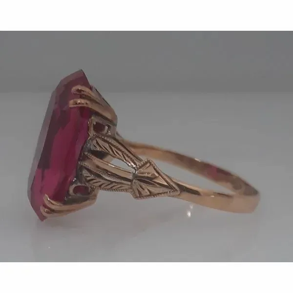 18K Yellow Gold Lab Grown Ruby Ring Chipper's Jewelry Bonney Lake, WA