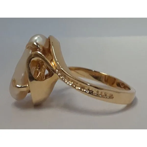14K Yellow Gold Freshwater Cultured Pearl Ring Image 2 Chipper's Jewelry Bonney Lake, WA