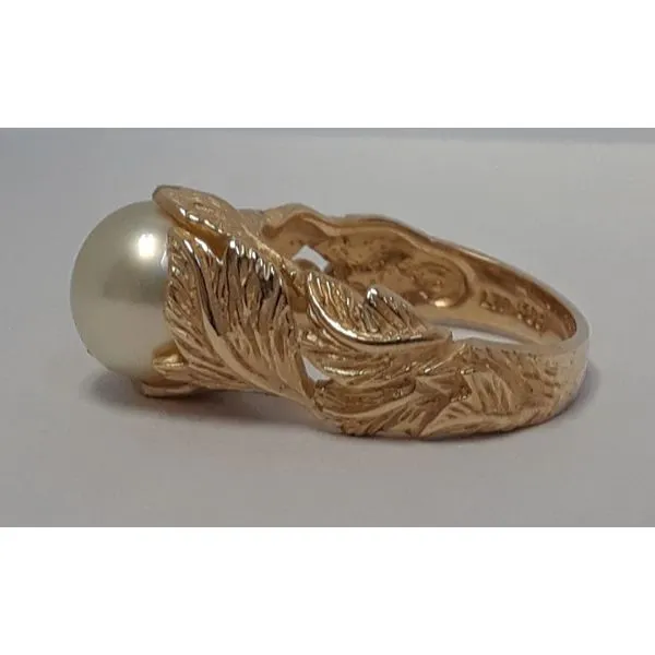 14K Yellow Gold Cultured Pearl Ring Image 2 Chipper's Jewelry Bonney Lake, WA