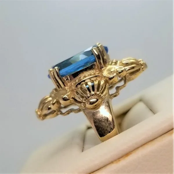 10Kt Yellow Oval Cut Topaz Ring Image 2 Chipper's Jewelry Bonney Lake, WA