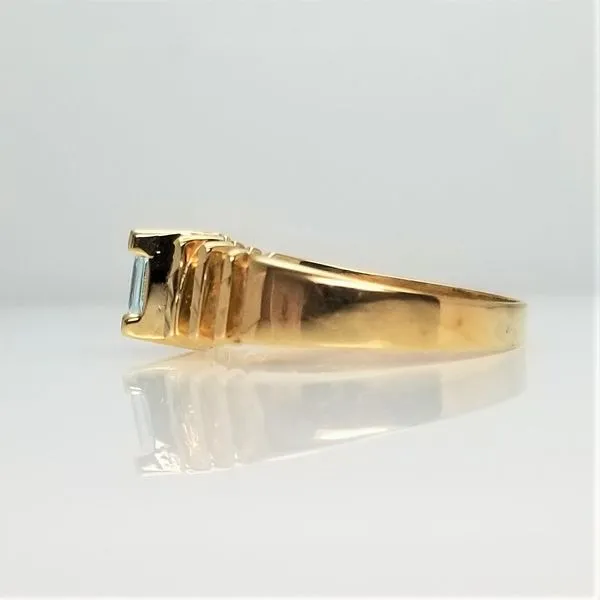Aquamarine Ring in 14Kt Yellow Gold Image 2 Chipper's Jewelry Bonney Lake, WA