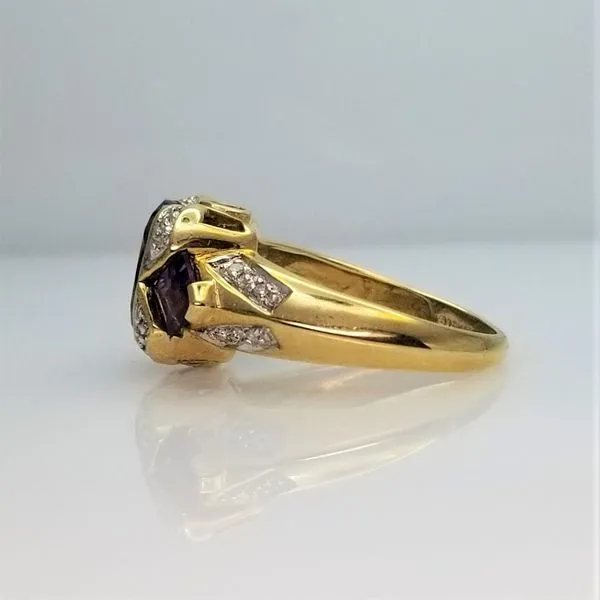 Amethyst Ring in 14K Yellow Gold Image 2 Chipper's Jewelry Bonney Lake, WA