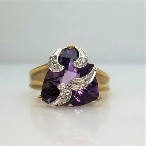 Amethyst Ring in 10K Yellow Gold Chipper's Jewelry Bonney Lake, WA