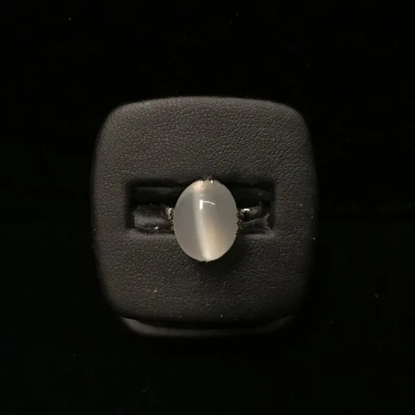 14K White Gold Moonstone Ring Image 3 Chipper's Jewelry Bonney Lake, WA