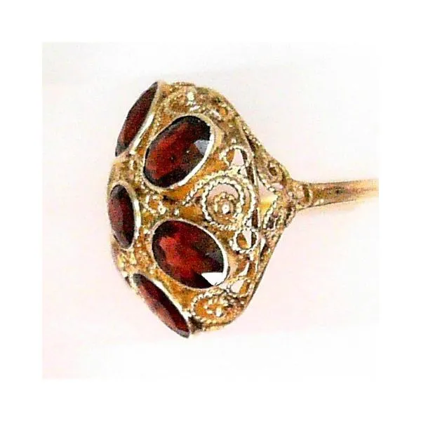 18K Yellow Gold Garnet Cluster Ring Image 2 Chipper's Jewelry Bonney Lake, WA