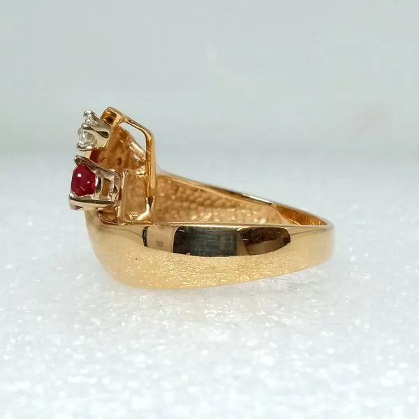 14K Yellow Gold Ruby Ring Image 2 Chipper's Jewelry Bonney Lake, WA
