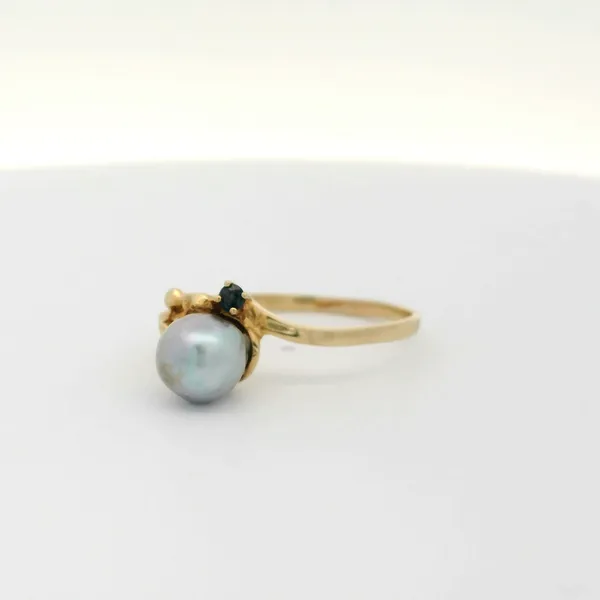 14K Yellow Gold Pearl Ring Image 3 Chipper's Jewelry Bonney Lake, WA